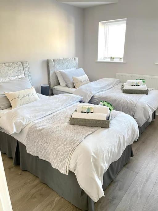 Apartament Royal Harbour Retreat Sea Views & Pool Table Ramsgate Zewnętrze zdjęcie